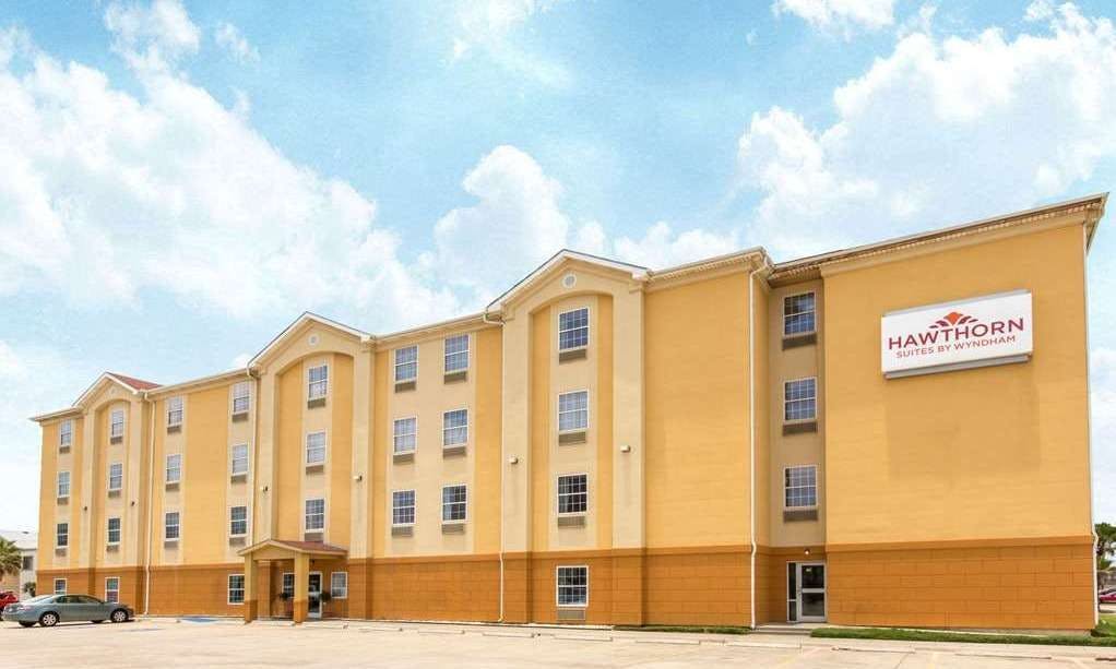 Hawthorn Extended Stay by Wyndham Corpus Christi Padre Is