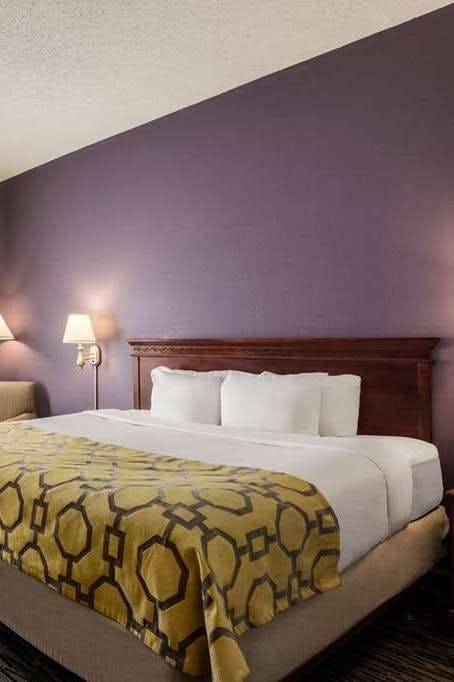 Hotel Baymont by Wyndham Springfield I-44 photo 1