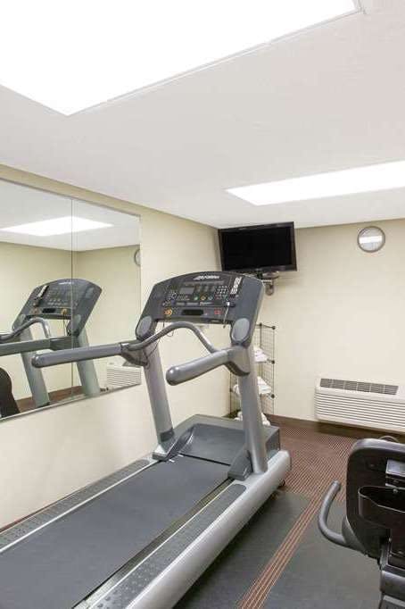 Hotel AmericInn by Wyndham Ottumwa photo 3