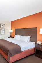 Hotel AmericInn Ottumwa photo 1