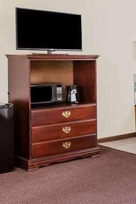 Hotel Super 8 by Wyndham Lincoln IL photo 3