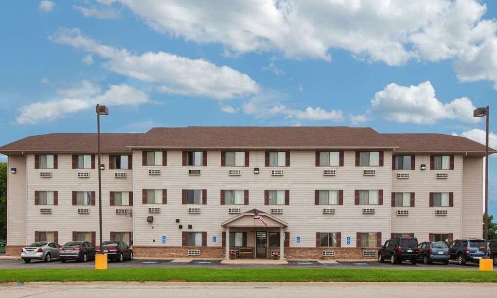 Super 8 by Wyndham Mason City