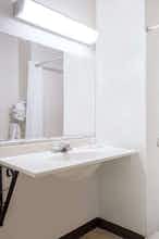 Hotel Super 8 Warner Robins photo 5