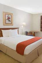 Hotel Baymont I S Freeport photo 2