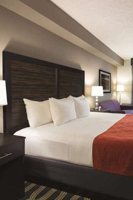 Hotel La Quinta Inn & Suites by Wyndham Lynchburg at Liberty Univ. photo 1