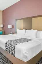 Hotel La Quinta Inn Suites Weather photo 2