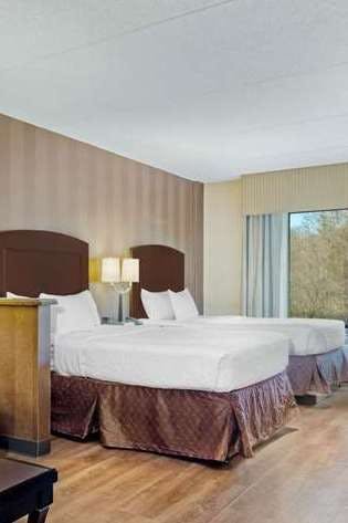 Hotel La Quinta Inn & Suites by Wyndham Bel Air/I-95 Exit 77A photo 2