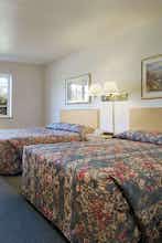 Hotel Super 8 Ava photo 2