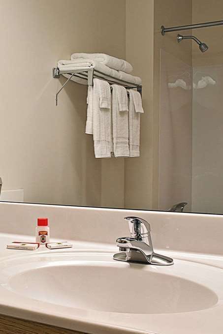 Hotel Super 8 Ava photo 4