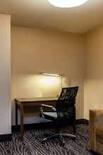 Hotel La Quinta Inn Ste Eugene photo 5