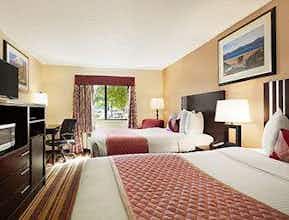 Hotel Baymont Inn Suites Anderson photo 5