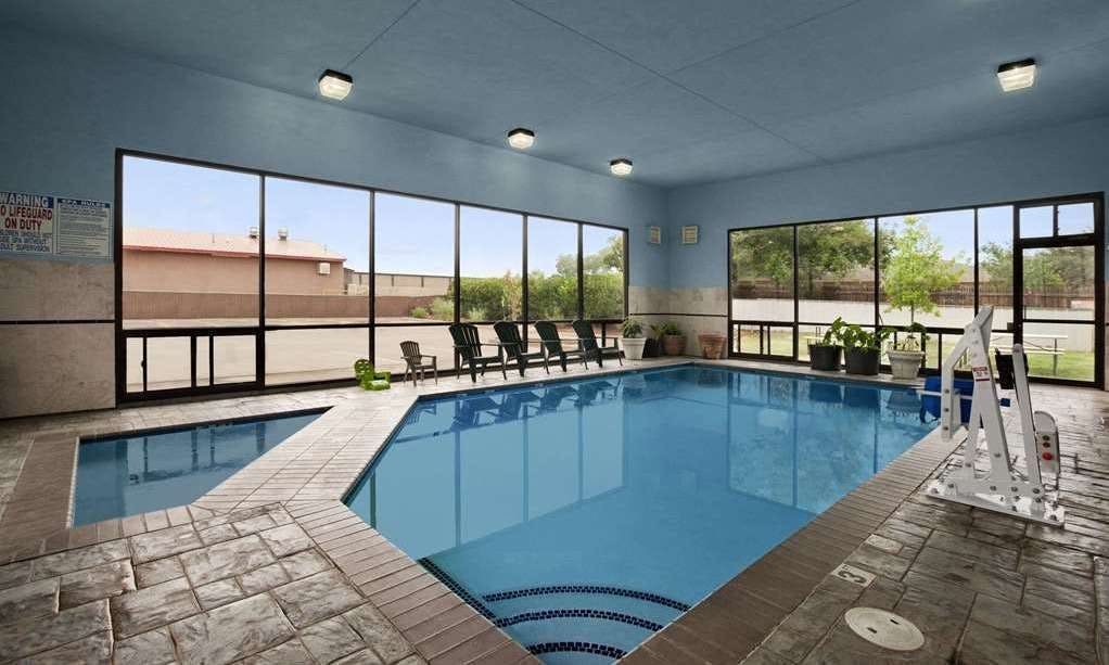 Days Inn by Wyndham Childress