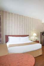 Hotel Ramada by Wyndham St. Johns photo 1