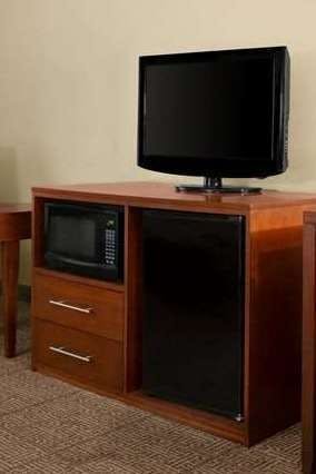 Hotel Baymont Rocky Mount photo 3