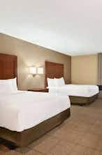 Hotel Baymont Rocky Mount photo 2
