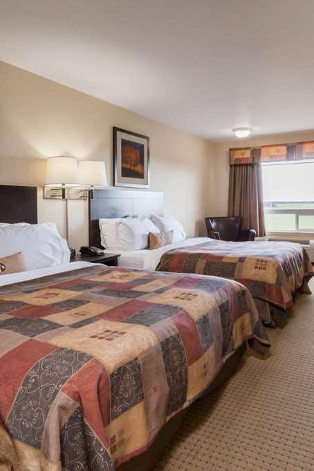 Hotel Ramada by Wyndham Westlock photo 2