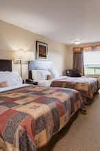 Hotel Ramada by Wyndham Westlock photo 2