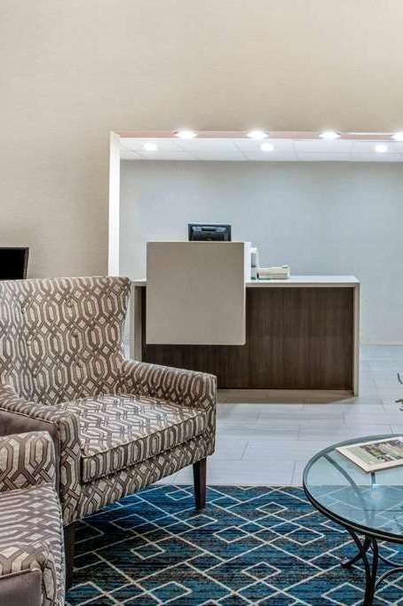 Hotel La Quinta Inn by Wyndham Radford photo 5