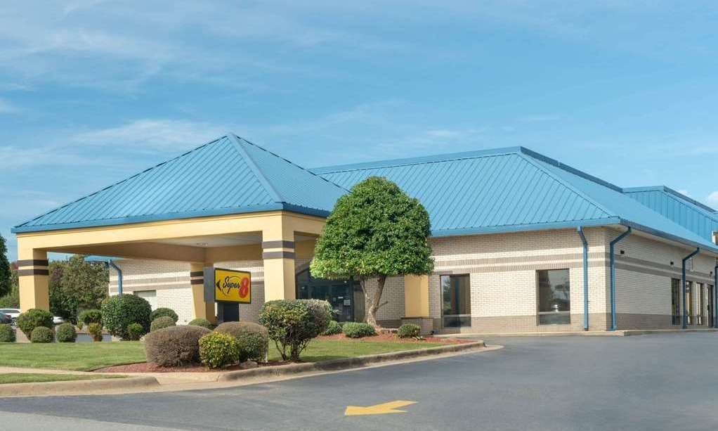 Super 8 by Wyndham North Little Rock/McCain