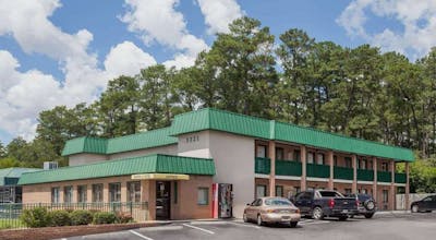 Super 8 by Wyndham Columbia SC / Ft. Jackson