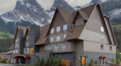 Super 8 by Wyndham Canmore