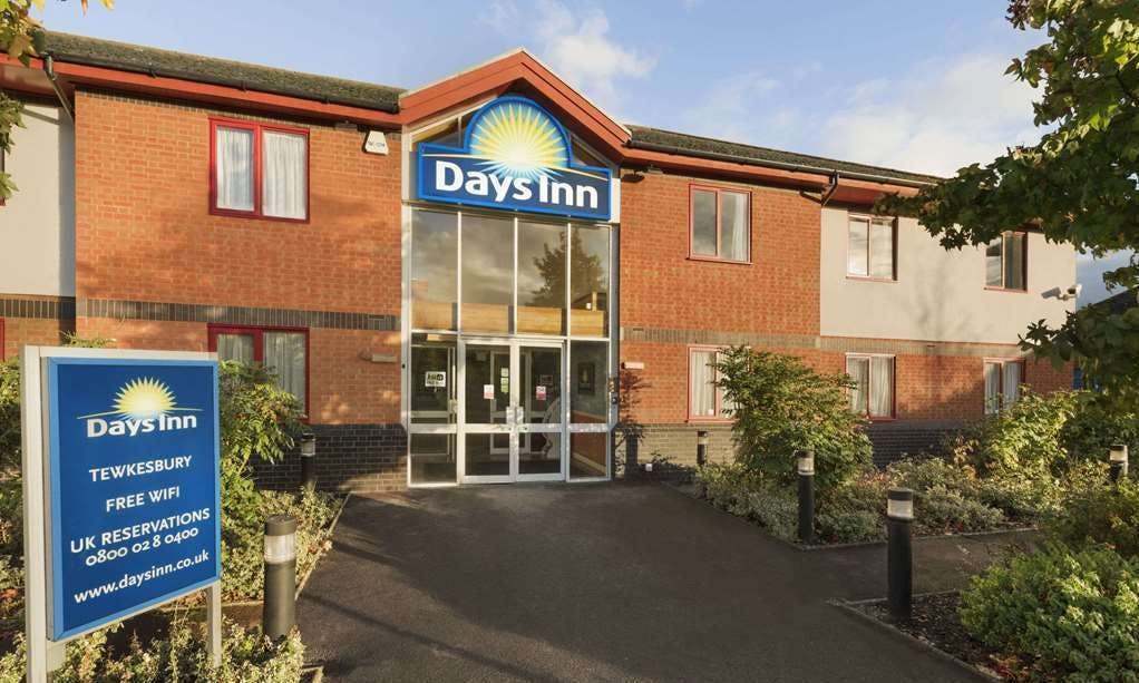 DI Tewkesbury Strensham