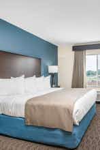 Hotel AmericInn Winona photo 1