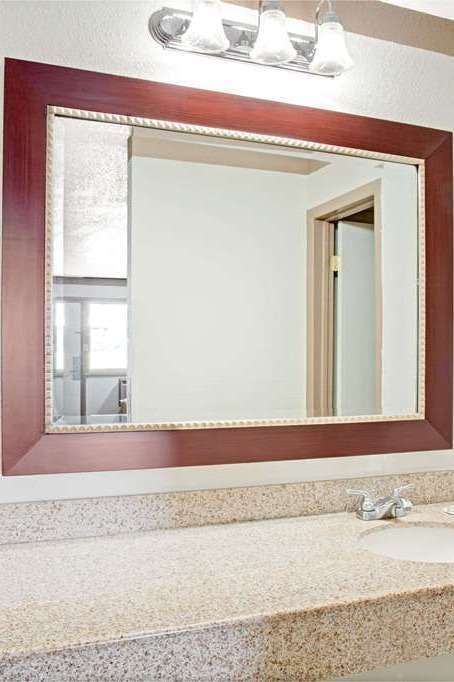 Hotel Super 8 by Wyndham Williamsburg/Historic Area photo 4