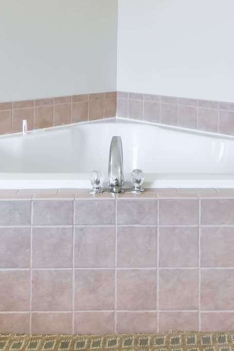 Hotel Super 8 by Wyndham Alvarado photo 5