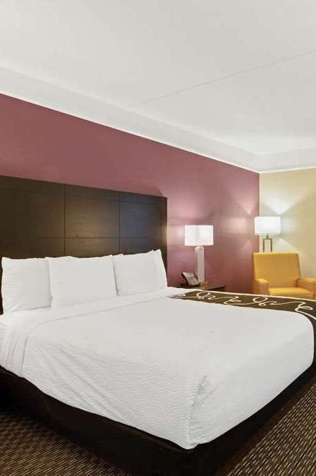 Hotel La Quinta Inn & Suites by Wyndham Boston-Andover photo 1