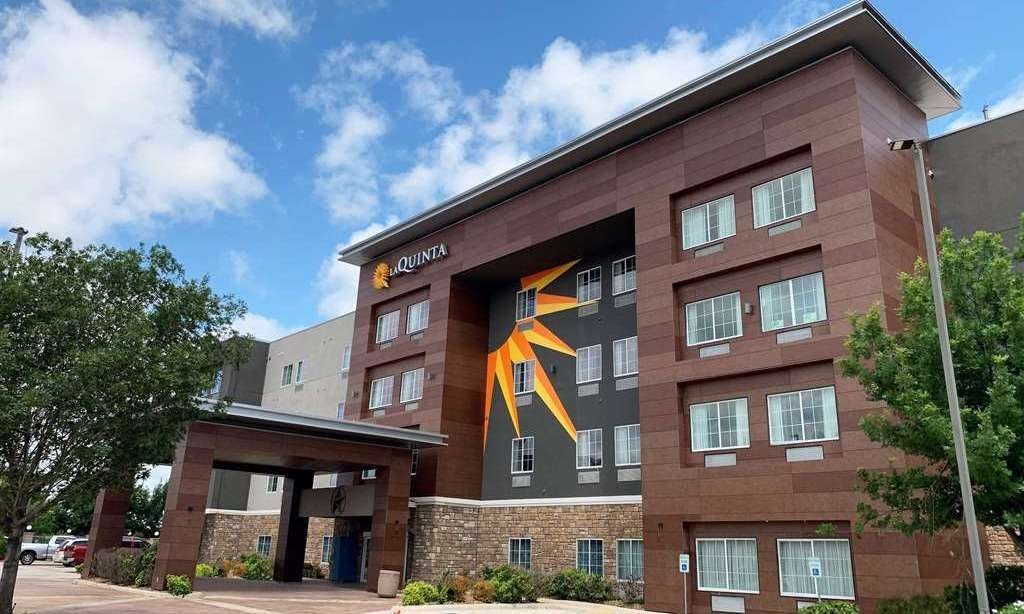 La Quinta Inn & Suites by Wyndham Schertz