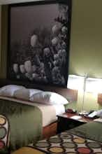 Hotel Super 8 by Wyndham Bellefontaine photo 2