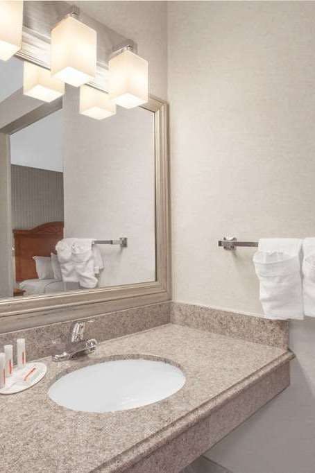 Hotel Baymont by Wyndham Jackson photo 4