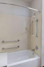 Hotel Microtel Cllg Sttn photo 3