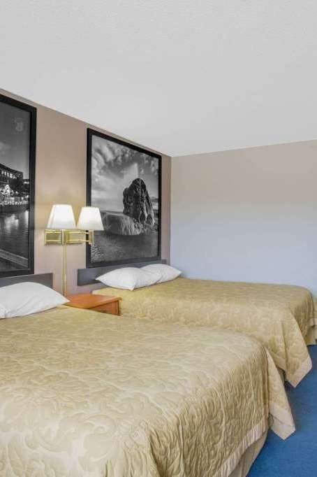 Hotel Super 8 by Wyndham Winnemucca NV photo 3