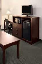 Hotel Travelodge Nanaimo BC photo 4