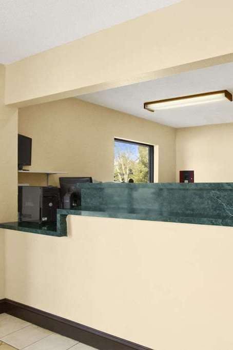 Hotel Ramada Limited Columbia photo 5