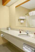 Hotel Ramada Limited Columbia photo 4