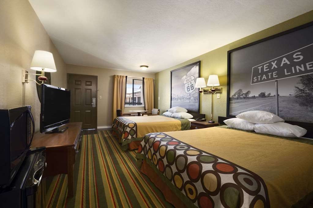 Hotel Super 8 by Wyndham Childress photo 4