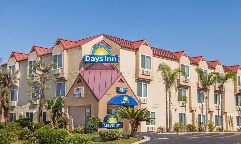 Days Inn by Wyndham Carlsbad