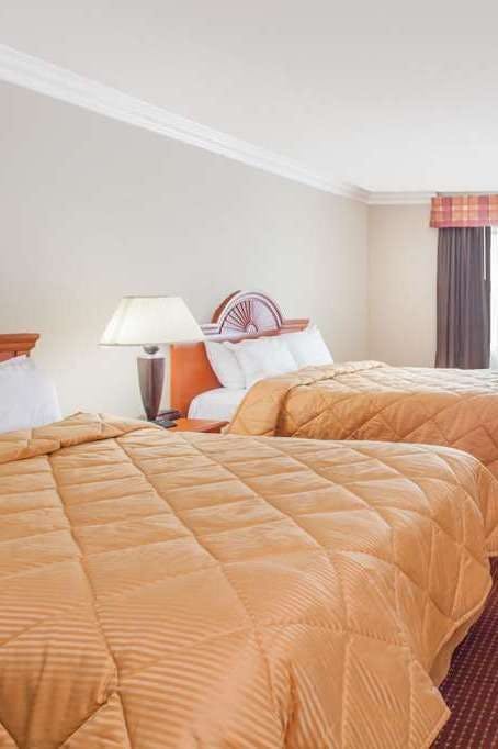 Hotel Days Inn by Wyndham Carlsbad photo 2