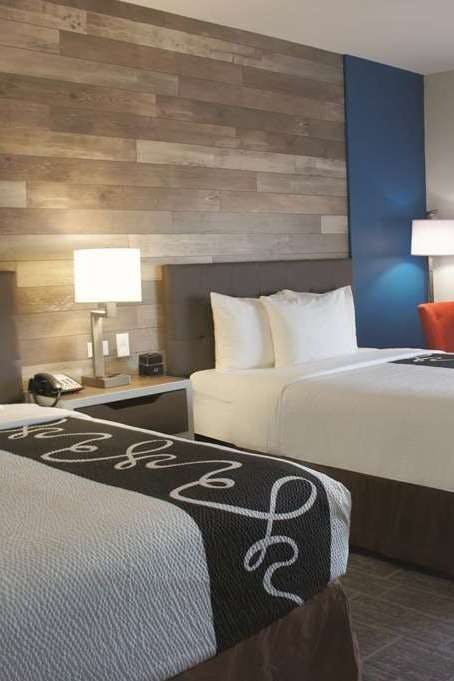 Hotel La Quinta Inn Ste Pittsburg photo 2