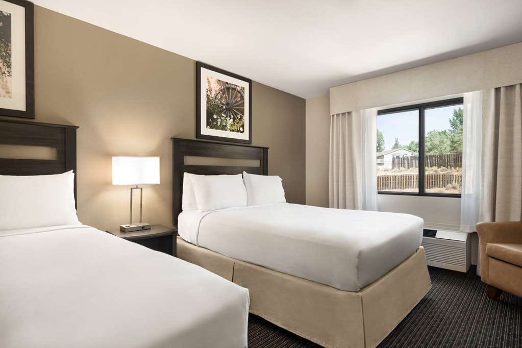 Hotel Baymont Elko photo 4