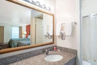Hotel Days Inn by Wyndham Cave City photo 4