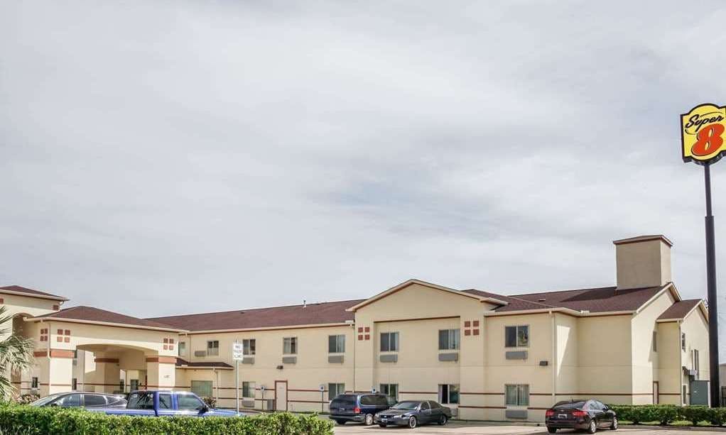 Super 8 by Wyndham Brenham TX