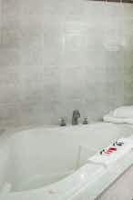 Hotel Ramada Ligonier photo 4
