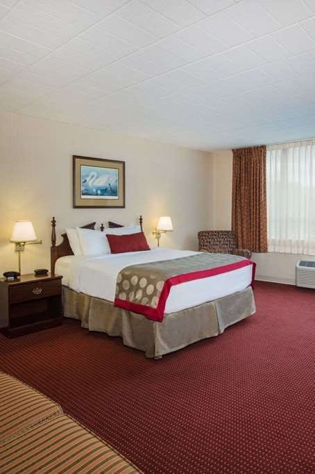 Hotel Ramada Ligonier photo 1