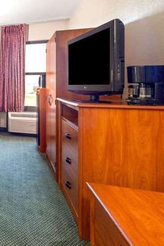 Hotel Baymont Inn Amarillo East photo 3