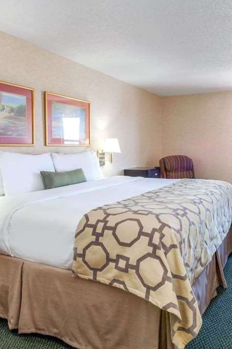 Hotel Baymont Inn Amarillo East photo 1