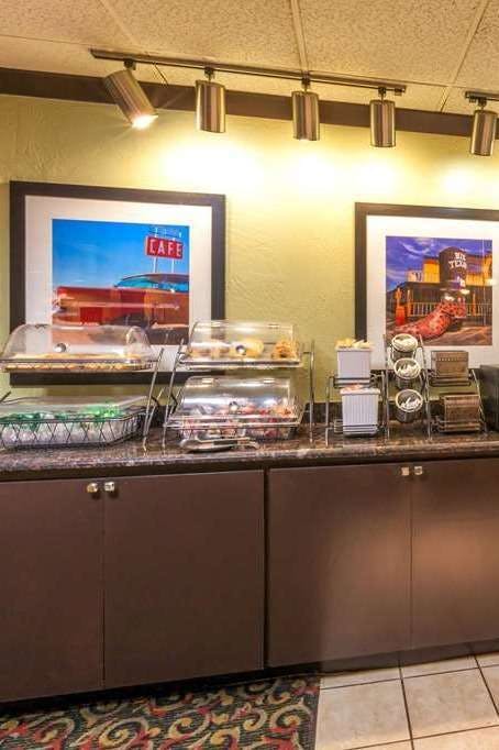 Hotel Baymont Inn Amarillo East photo 5